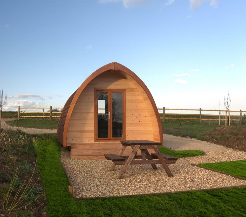Mallow Glamping Pod 切尔滕纳姆 外观 照片