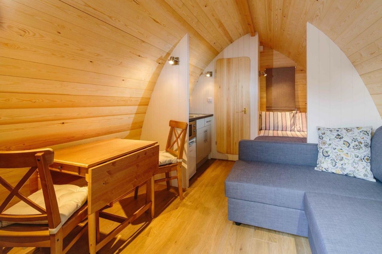 Mallow Glamping Pod 切尔滕纳姆 外观 照片
