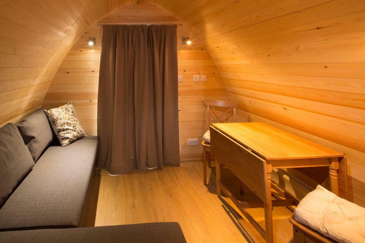 Mallow Glamping Pod 切尔滕纳姆 外观 照片
