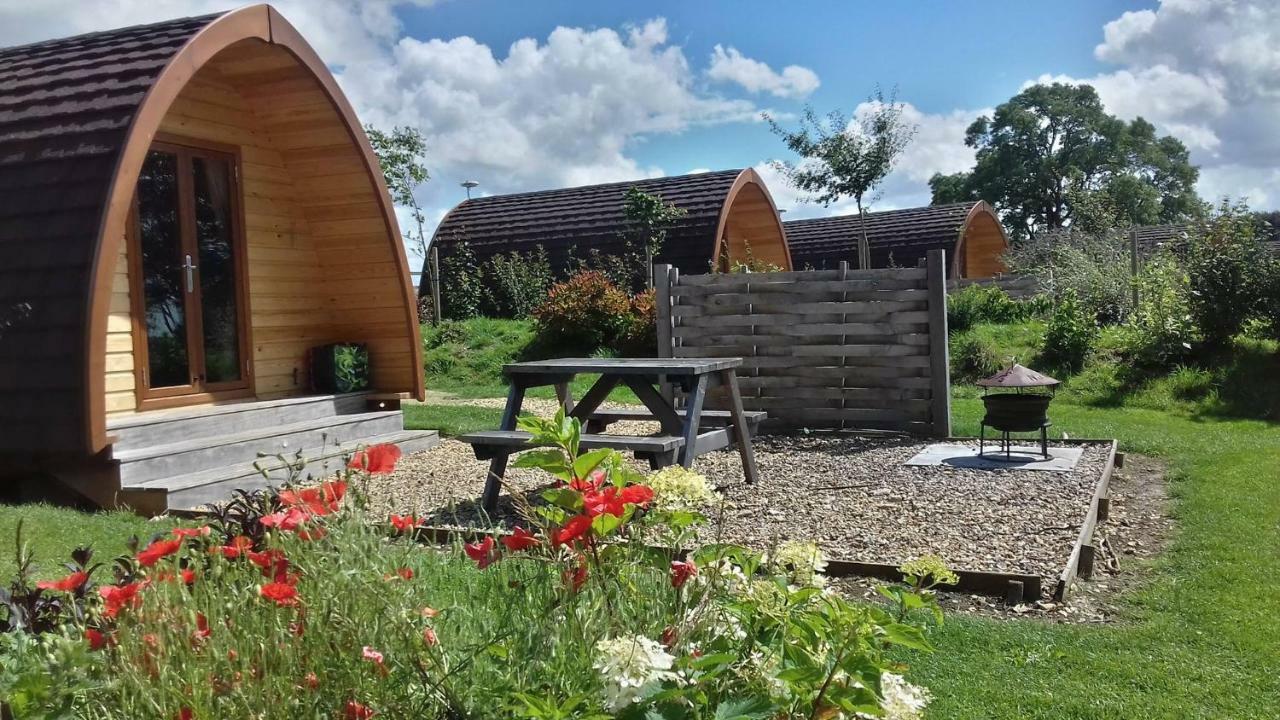 Mallow Glamping Pod 切尔滕纳姆 外观 照片